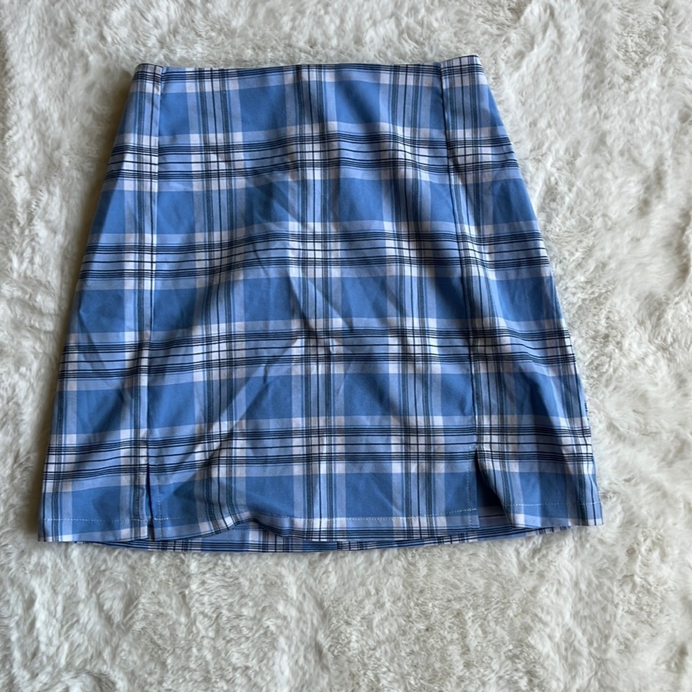 Brandy Melville Light Blue and White Plaid Pencil Skirt